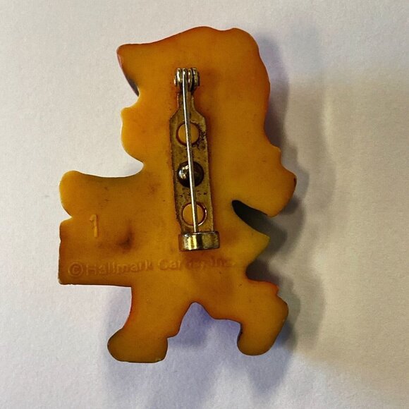 Vintage 70s Hallmark Little Drummer Boy Christmas Brooch Pin Plastic Molded - Picture 5 of 9
